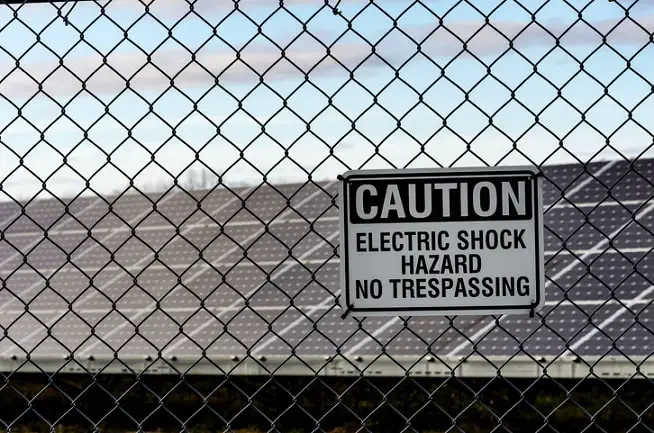 electric shock hazard no trespassing