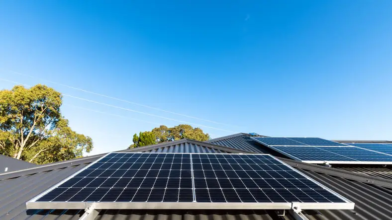11 Things That Will Protect Solar Panels From Theft | Solartechadvisor